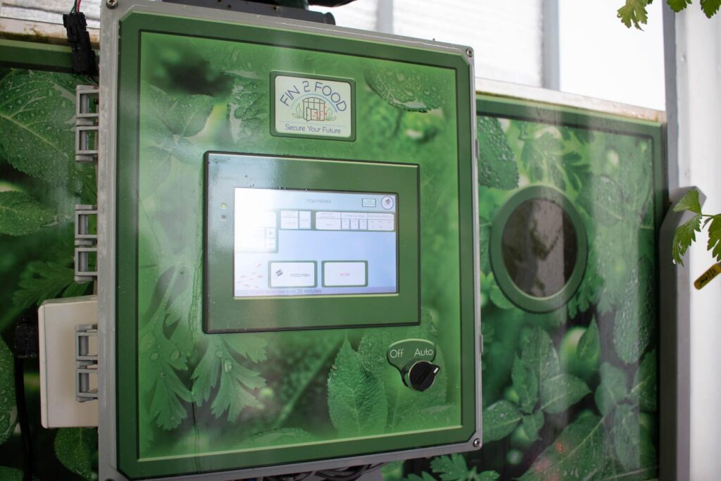 Automated Aquaponics Greenhouse